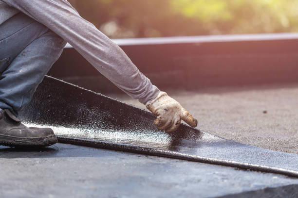 Professional Crawl Space Encapsulation technician working in Lakemoor, IL